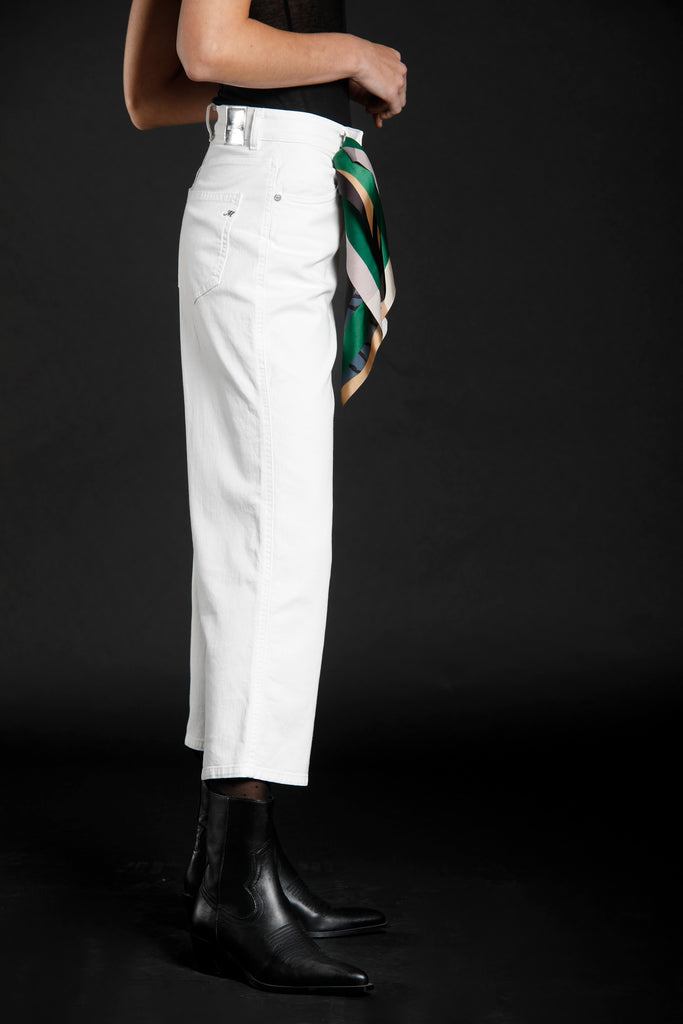 Immagine 3 di pantalone 5 tasche in denim stretch colore bianco latte modello Samantha di Mason’s 