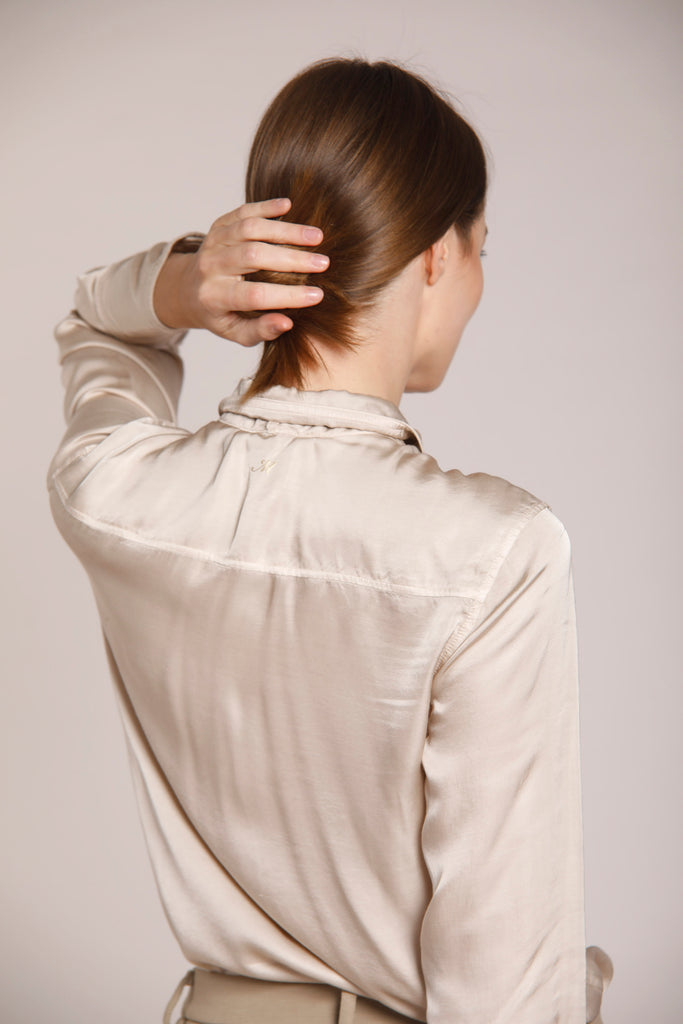 Immagine 3 di camicia donna in viscosa colore ghiaccio modello Nicole Bown di Mason's 