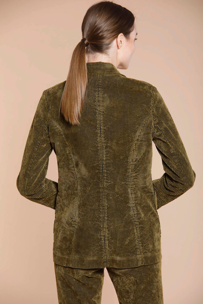 Immagine 5 di blazer da donna in velluto a coste verde modello Theresa di Mason's