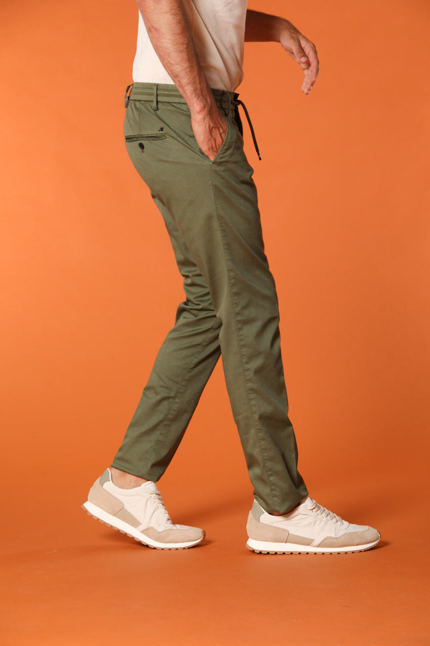 Milano Jogger pantalone chino jogger uomo in cotone e tencel extra slim fit