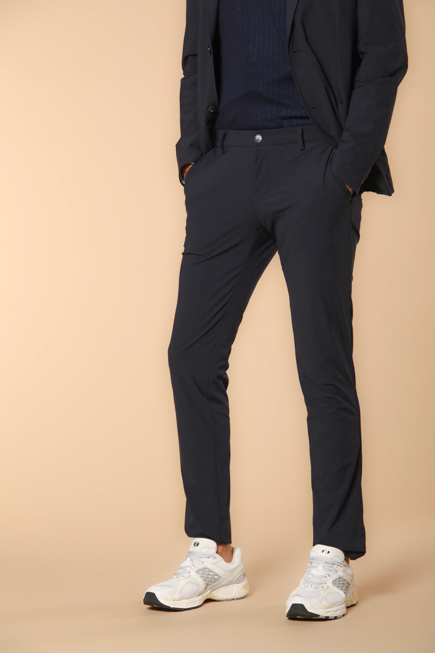 Milano Dynamic pantalone chino jogger uomo in jersey super tecnico extra slim fit
