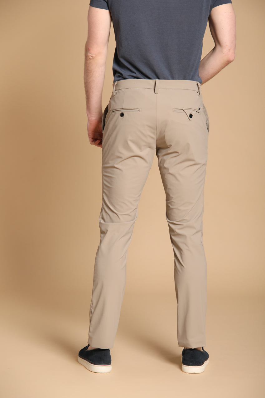 Milano Dynamic pantalone chino jogger uomo in jersey super tecnico extra slim fit