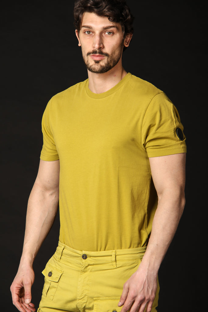 immagine 1 di t-shirt uomo modello Tom MM in verde lime regular fit di Mason's