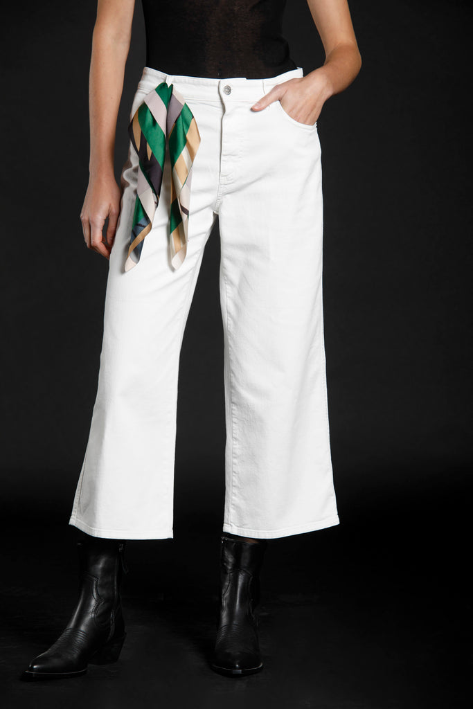 Immagine 1 di pantalone 5 tasche in denim stretch colore bianco latte modello Samantha di Mason’s 