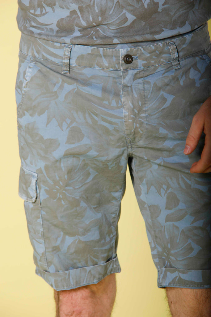 Immagine 2 di bermuda chile cargo uomo in cotone pattern floreale colore celeste di Mason's