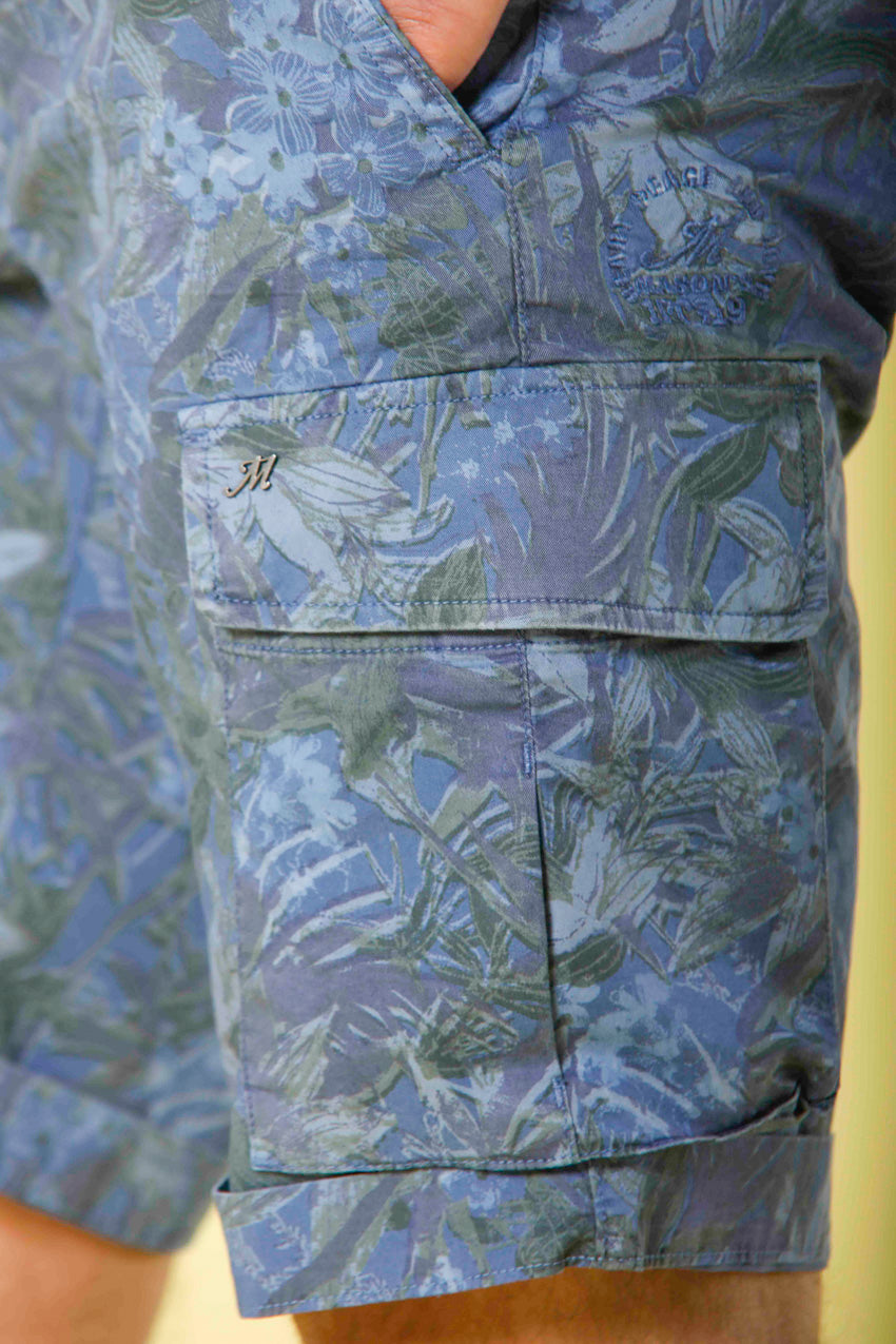 image 2 de bermuda cargo homme en coton avec motif floreal modèle chile en bleu royal slim fit de mason's