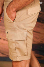 Chile men's cargo bermuda shorts in stretch satin Slim fit ①