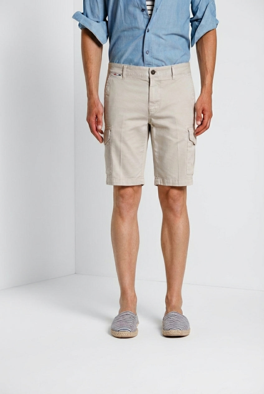 Chile bermuda cargo hombre en raso stretch slim fit ①