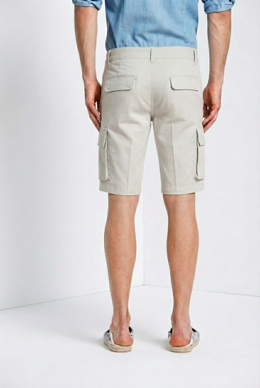 Chile bermuda cargo hombre en raso stretch slim fit ①