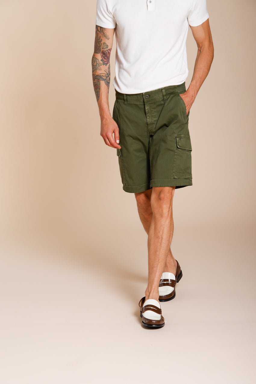 Chile Bermuda Cargo Herren aus Stretch Satin slim fit ①