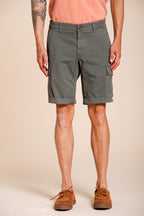 Chile Bermuda Cargo Herren aus Stretch-Satin slim fit ①