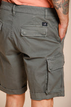 Chile Bermuda Cargo Herren aus Stretch-Satin slim fit ①