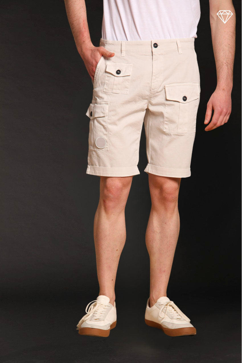 George Coolpocket bermuda cargo homme en satin stretch logo edition Carrot fit  ①