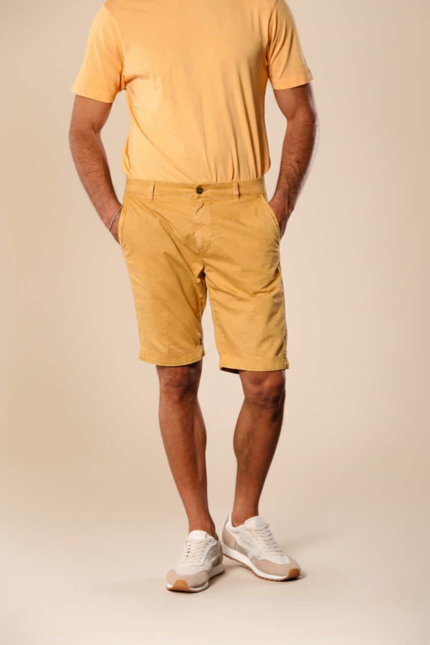 John Coolkhinos men's chino bermuda shorts in pima cotton logo edition carrot fit ①