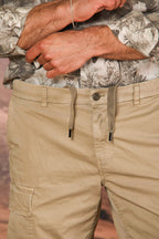 Cargo M74 bermuda cargo hombre en sarga de algodón Pima Relaxed fit 