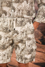 Cargo M74 bermuda cargo hombre en algodón canvas con espigas y estampado floral relaxed fit 