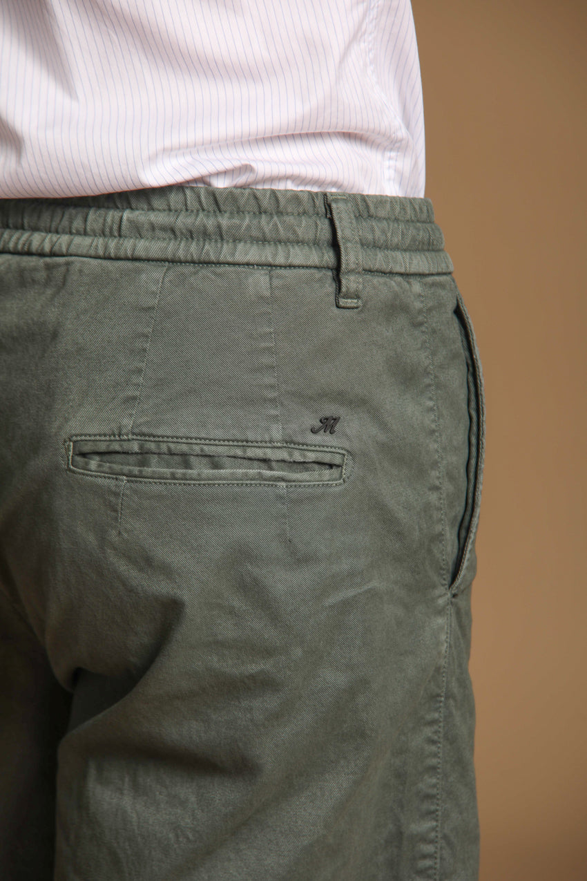 Khinos M74 bermuda chino para hombre en sarga de algodón y seda elástica relaxed fit