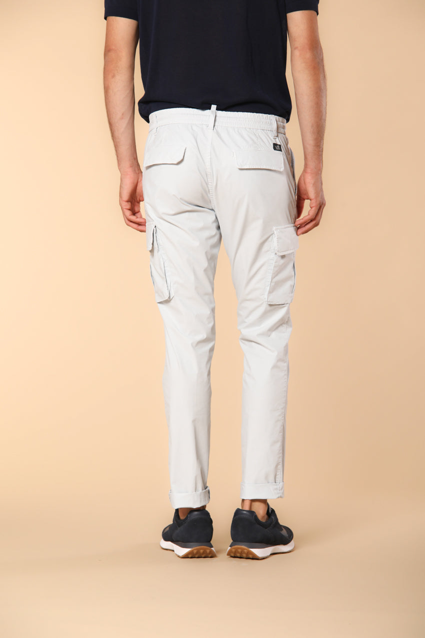 Immagine 5 di Chile Jogger pantalone cargo uomo in tela paracadute extra slim fit colore grigio chiaro di Mason's