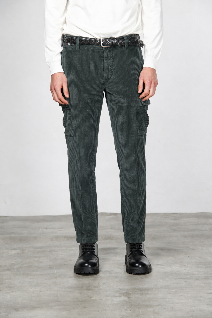 Chile Herren-Cargohose aus breit geripptem Samt mit regular fit