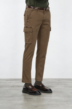Chile pantalón cargo de hombre en gabardina stretch extra slim fit ①