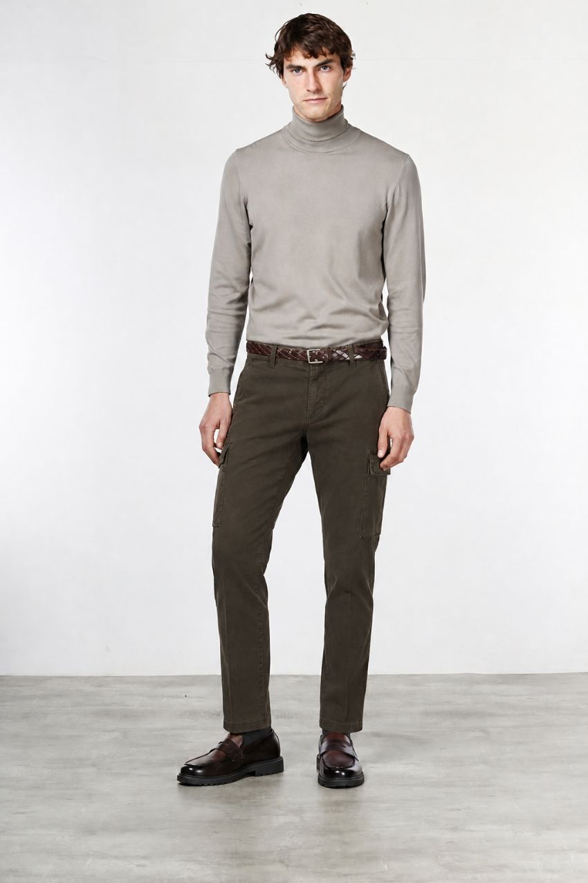 Chile Herren-Cargohose aus Stretch-Gabardine Extra Slim Fit ①