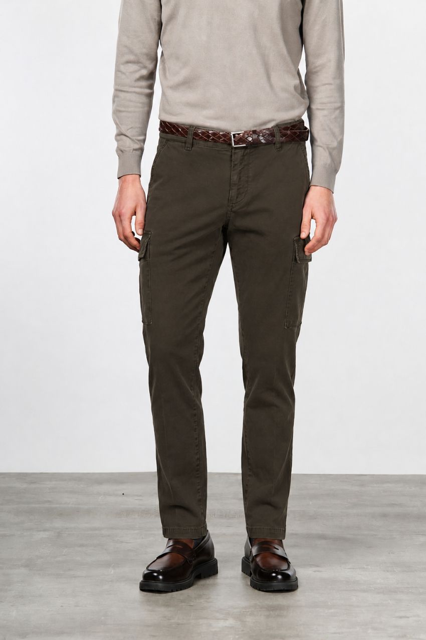 Pantalón cargo Chile para hombre en gabardina stretch extra slim fit ①