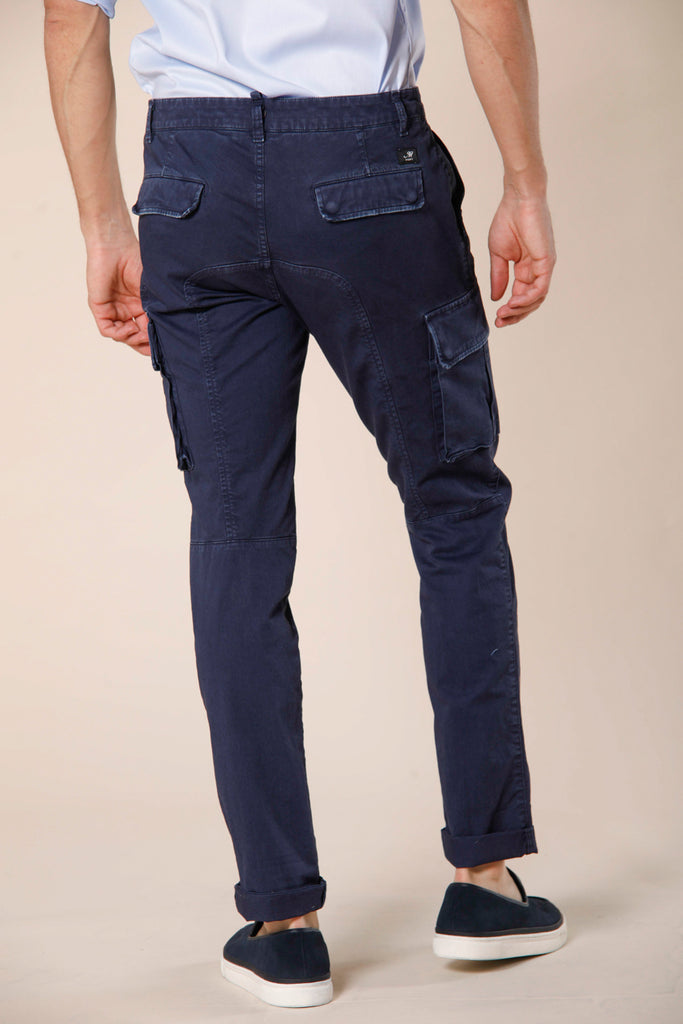 immagine 5 di pantalone cargo uomo in cotone modello Chile colore blu navy extra slim di Mason's