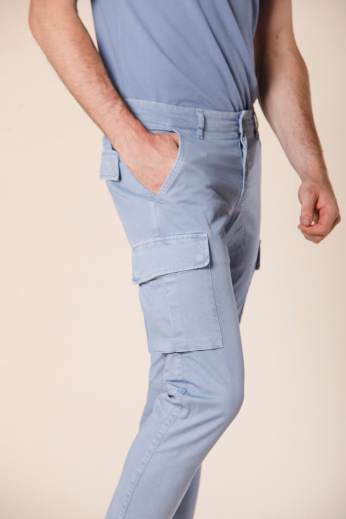 immagine 2 di pantalone cargo uomo in cotone modello Chile colore azzurro extra slim di Mason's