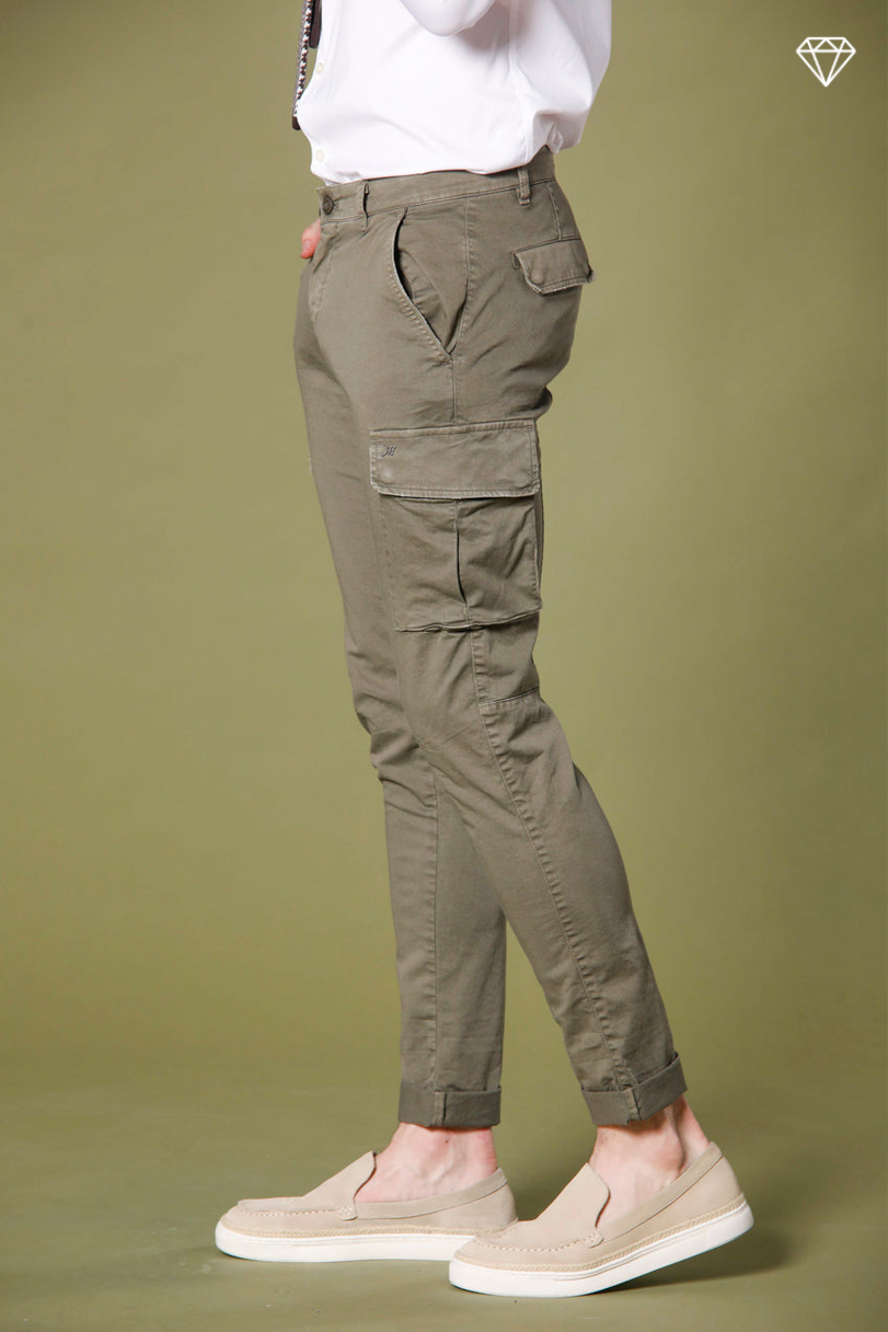 Chile Men's cargo pants in stretch satin Extra Slim Fit ①