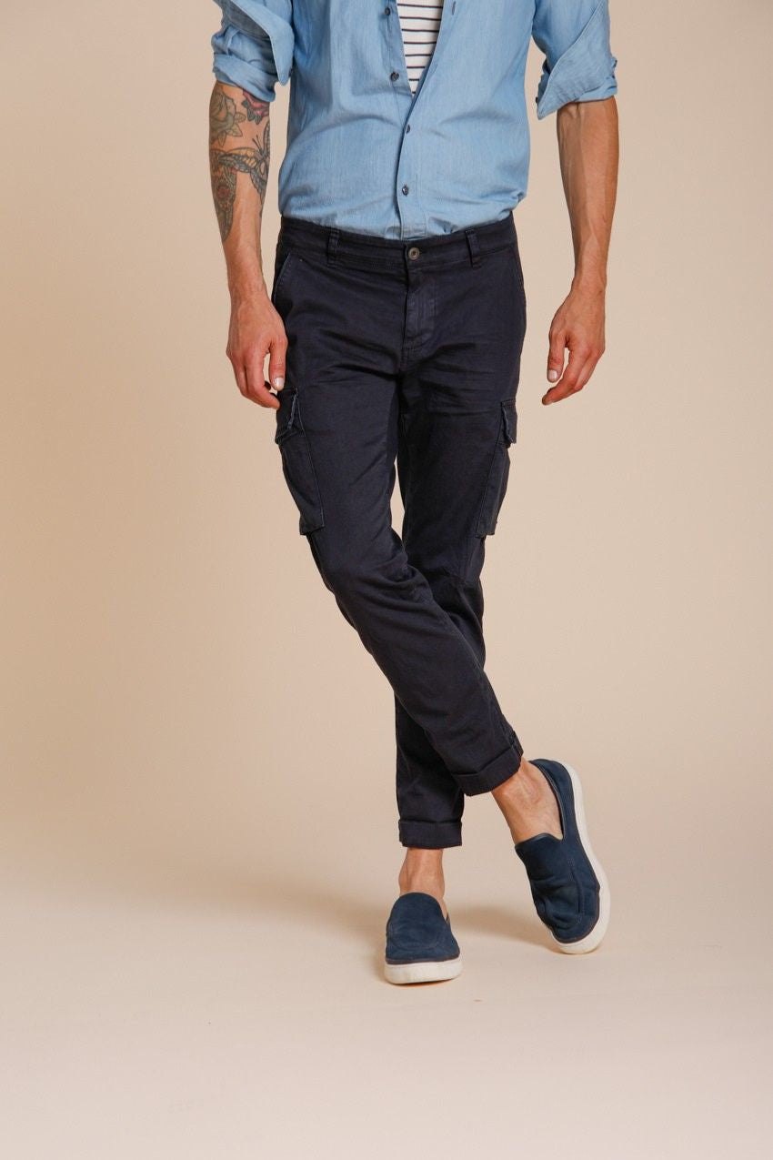 Chile pantalon cargo homme en satin stretch extra slim fit ①