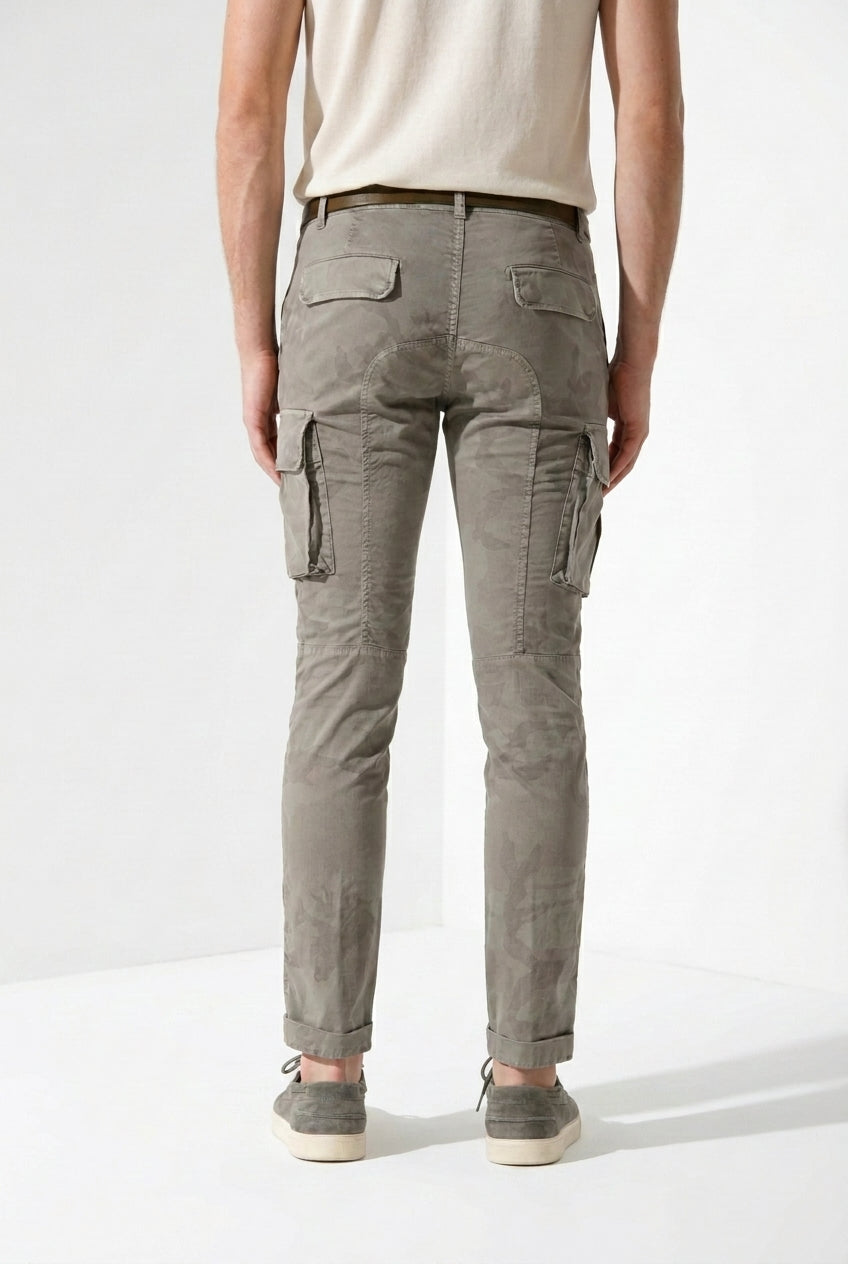 Chile men's cargo pants in twill camouflage print extra slim fit ①