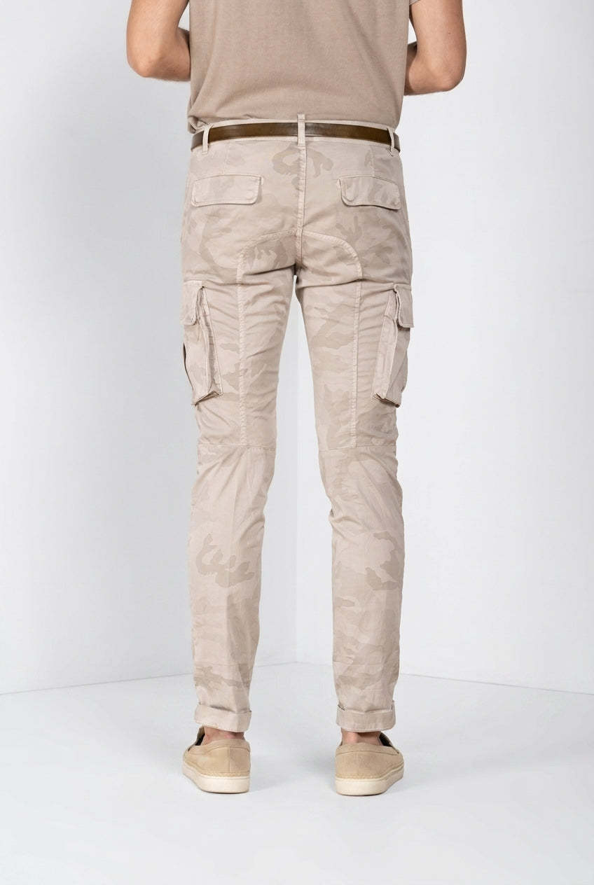 Chile men's cargo pants in twill camouflage print extra slim fit ①