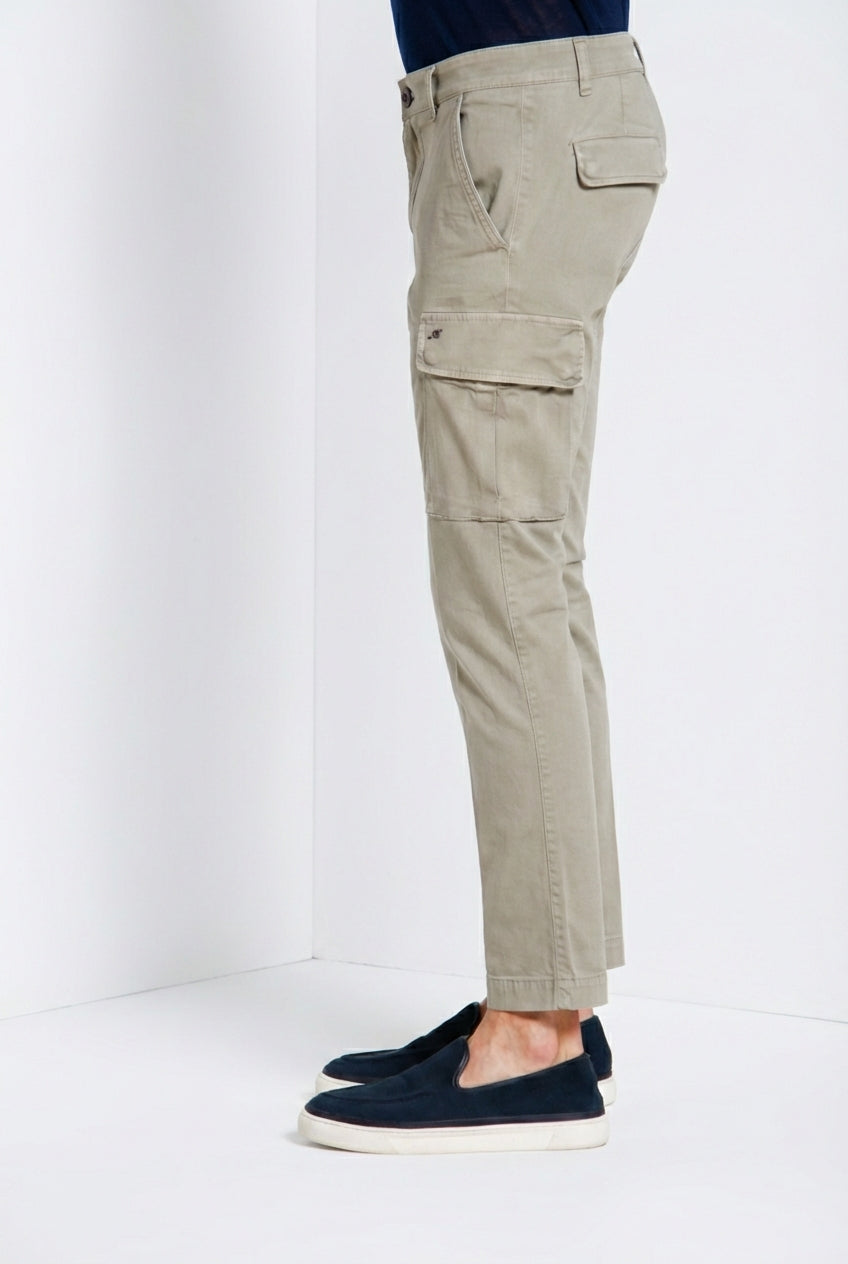 Chile Herren Cargo Hose aus Stretch-Satin extra slim fit ①