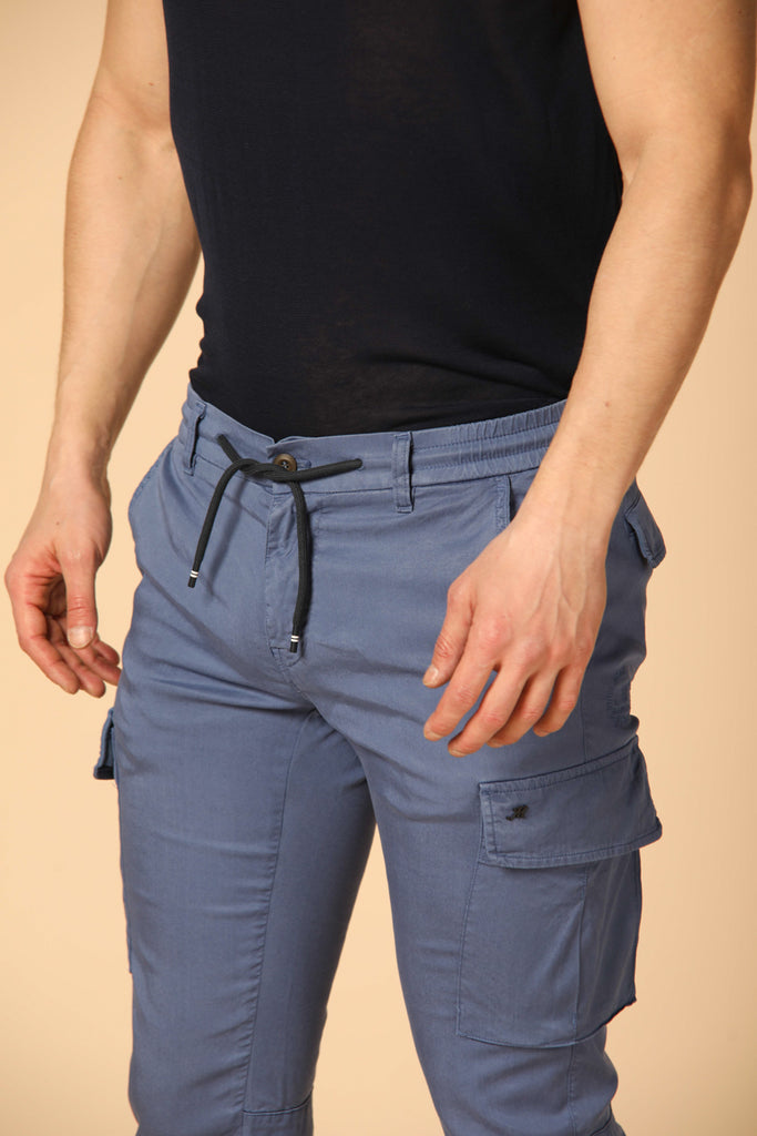 immagine 3 di pantalone cargo uomo modello Chile Elax indaco fit extra slim di Mason's