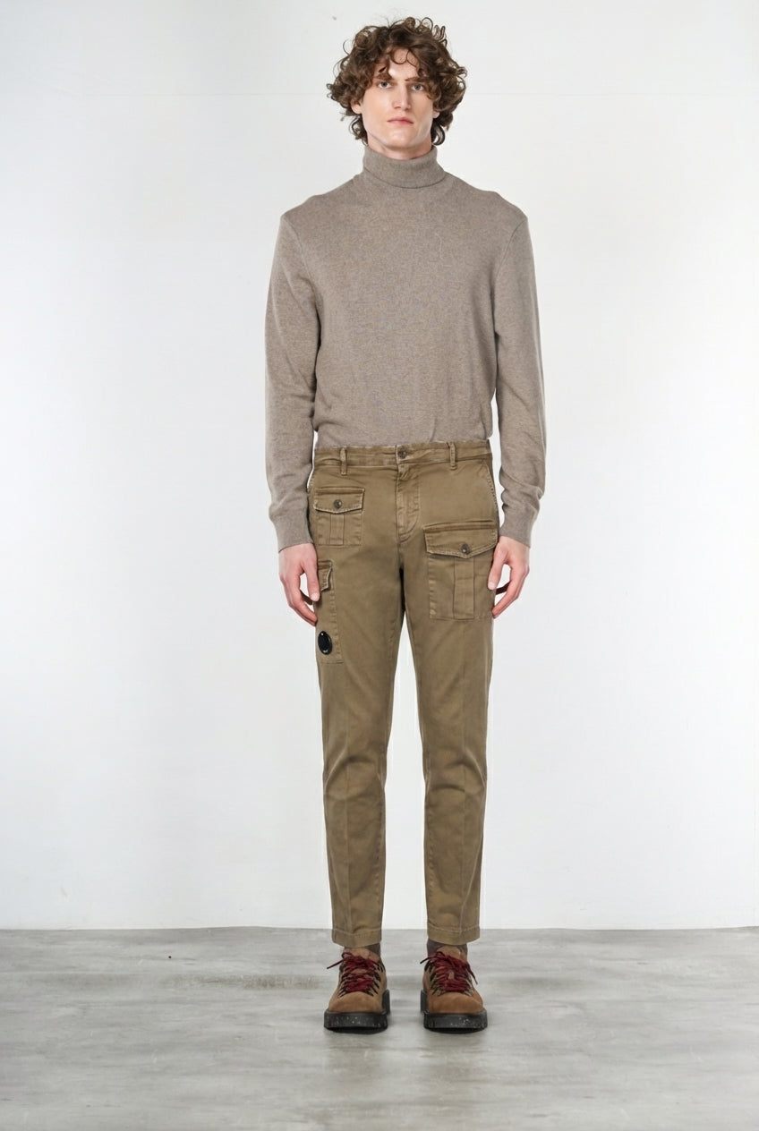 George Coolpocket pantalone cargo uomo in gabardina carrot fit ①