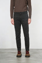 George Coolpocket pantalone cargo uomo in gabardina carrot fit ①