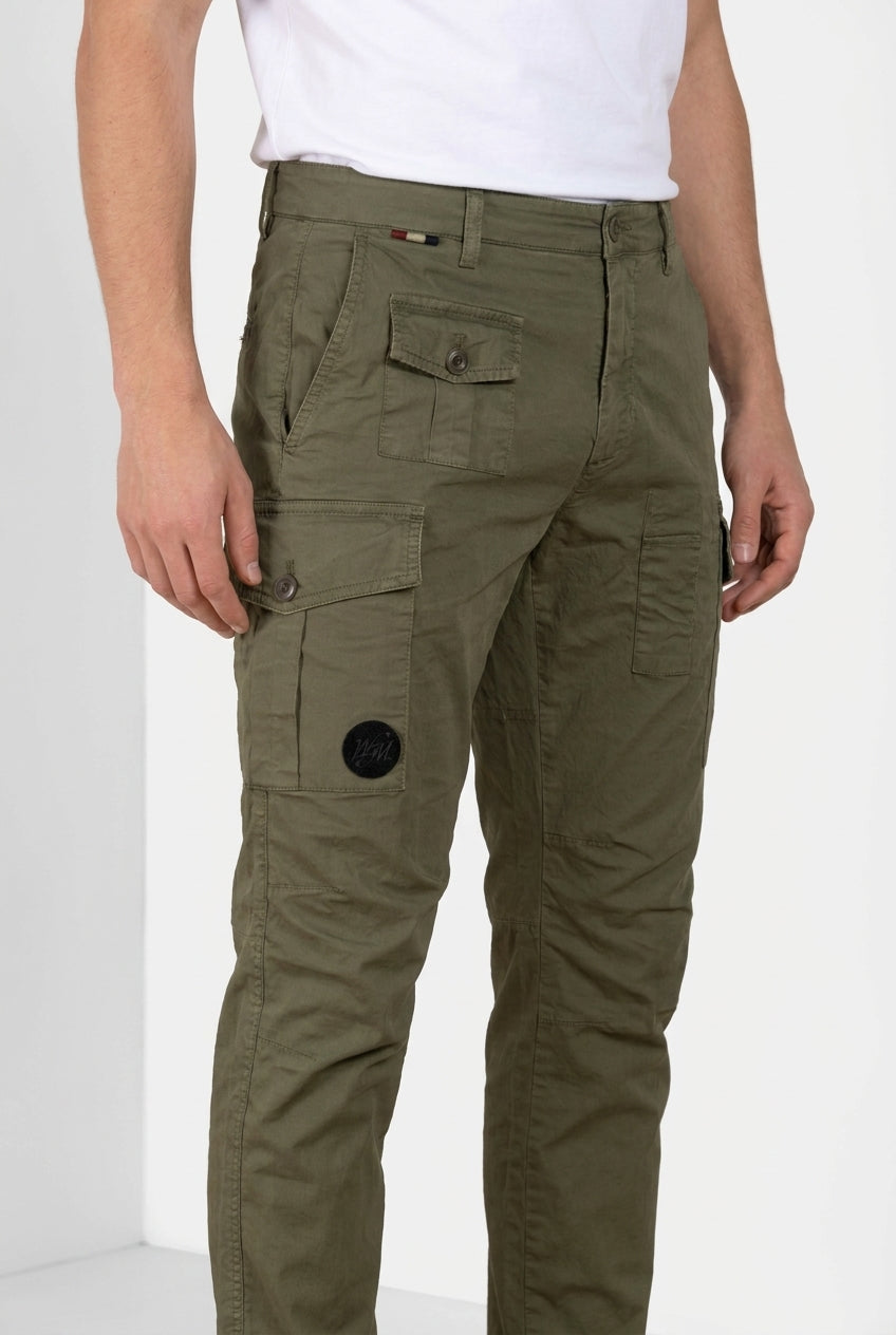 George Coolpocket pantalón cargo hombre en twill ligero stretch Logo Edition carrot fit ①