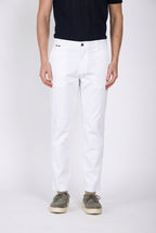 John Coolkhinos pantalone chino uomo in raso stretch Logo Edition carrot fit ①