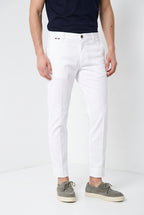 John Coolkhinos pantalone chino uomo in raso stretch Logo Edition carrot fit ①
