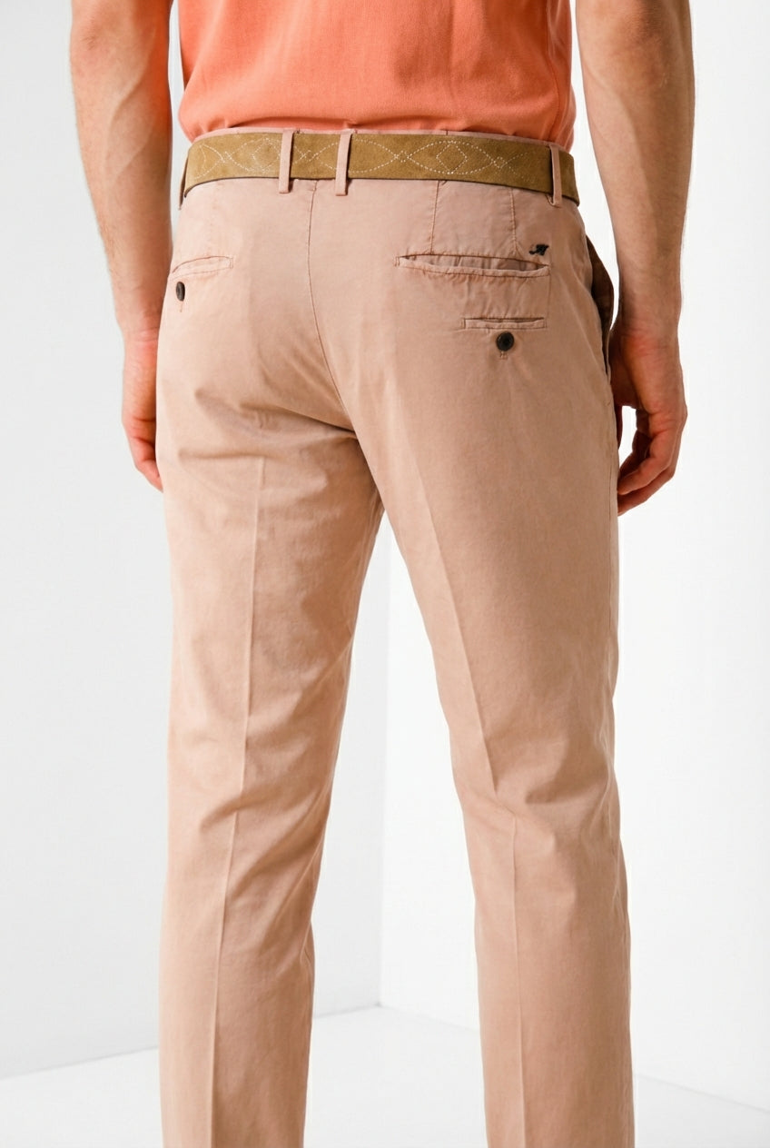 Torino delamere pantalón chino hombre en gabardina stretch slim fit