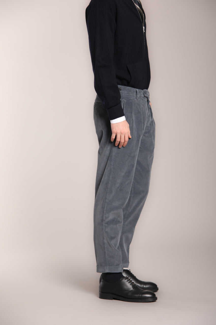 Foto 5 Don Johnson 2 Pinces pantalone chino uomo in velluto 500 righe carrot fit