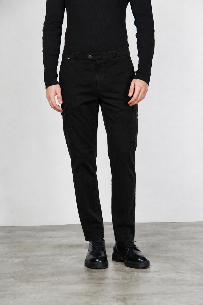 Chile Herren-Cargohose aus Gabardine mit carrot fit