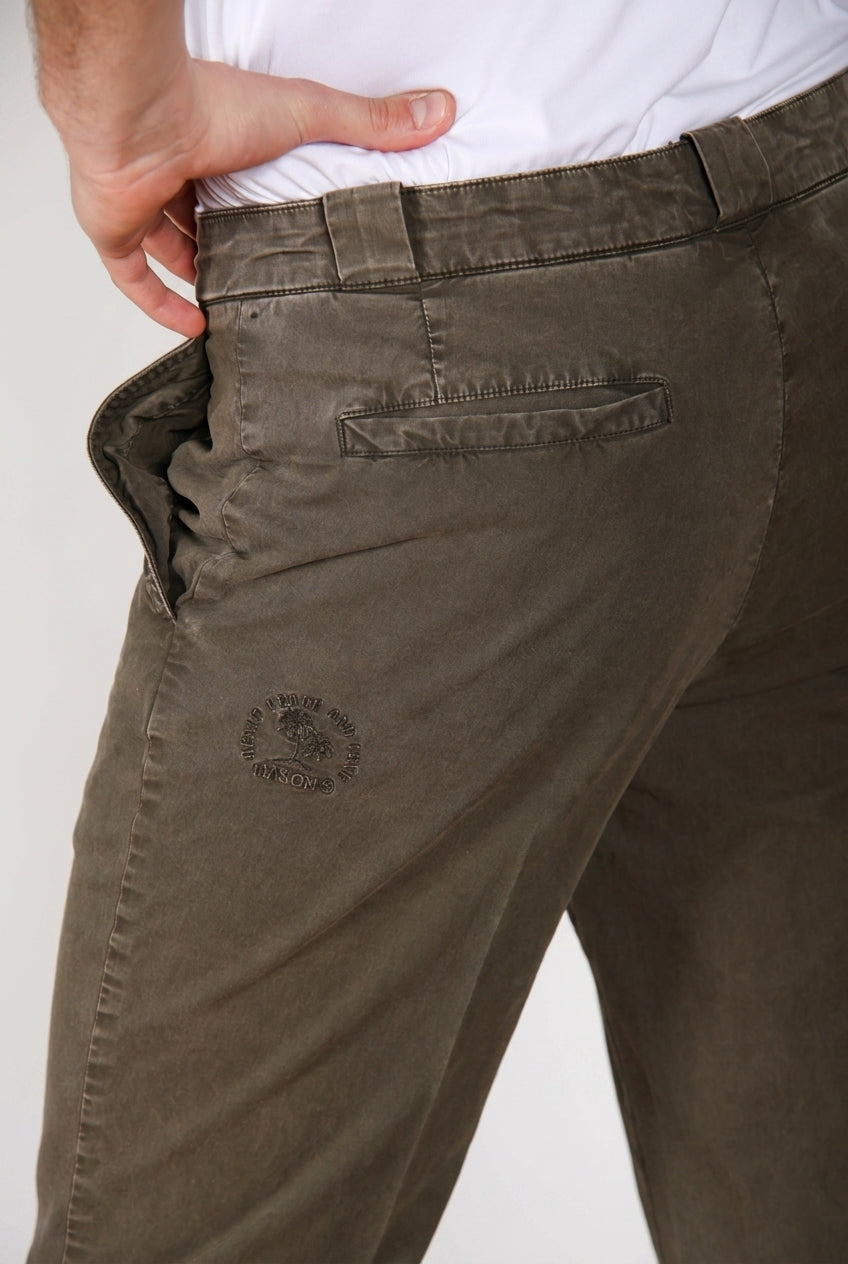 Madison M74 pantalón chino hombre en twill ligero stretch carrot fit