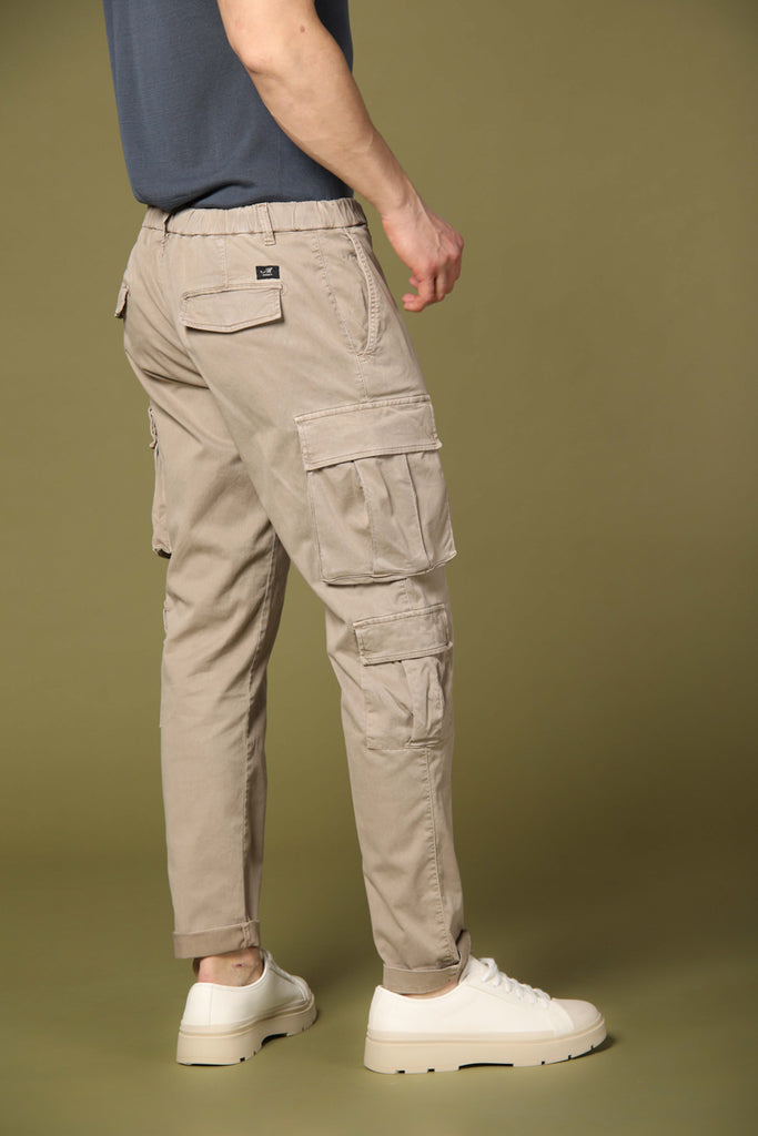 immagine 5 di pantalone cargo uomo modello Bahamas Bunckle in stucco fit regular di Mason's