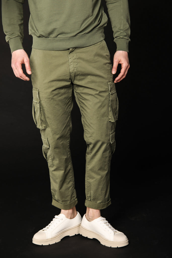 immagine 4 di pantalone cargo uomo modello Bahamas in verde fit regular di Mason's
