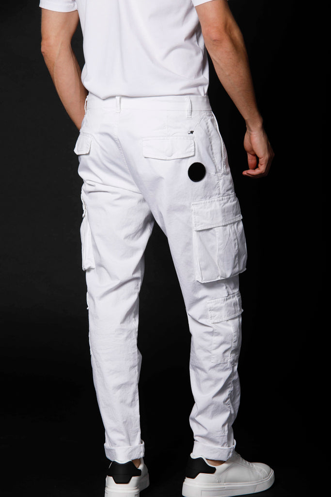 immagine 4 di pantalone cargo uomo in twill stretch limited edition modello bahamas colore bianco di Mason's
