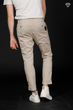 John Coolkhinos pantalone chino uomo in raso stretch logo edition carrot fit ①