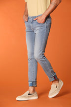 Harris 5-Pocket men's denim pants with safari print lining and slim fit