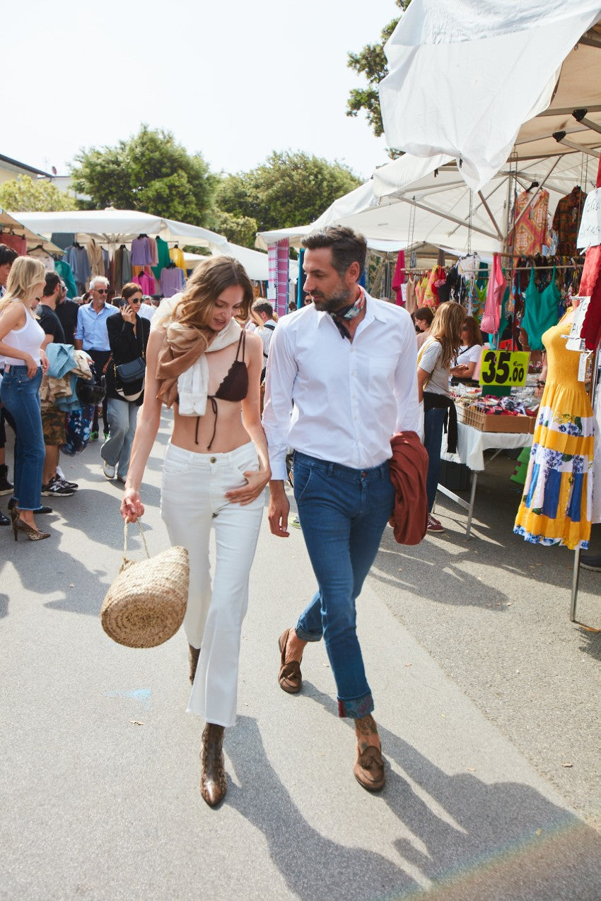 Milano Under 5-Pocket men's chino pants in denim with floral print lining and slim fit 