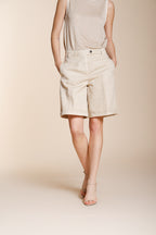 Brigitte bermuda chino donna in cotone e lino fiammato relaxed fit